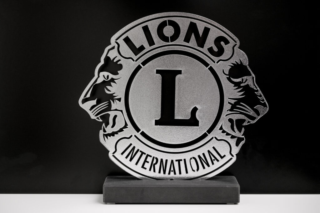 Lions mit Sockel, Ø 250mm